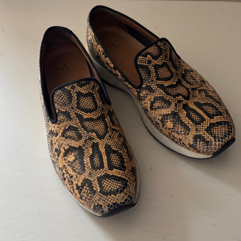 Aquatalia embossed leather sneakers